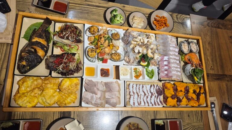 Best restaurants in Seoul - Myeongdong Kyoja kalguksu